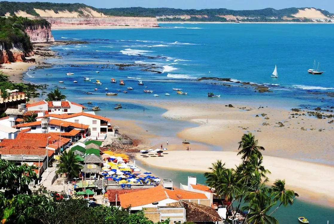 Melhores praias para ir com crianças no Brasil, indicação da praia da Pipa no Rio Grande do Norte