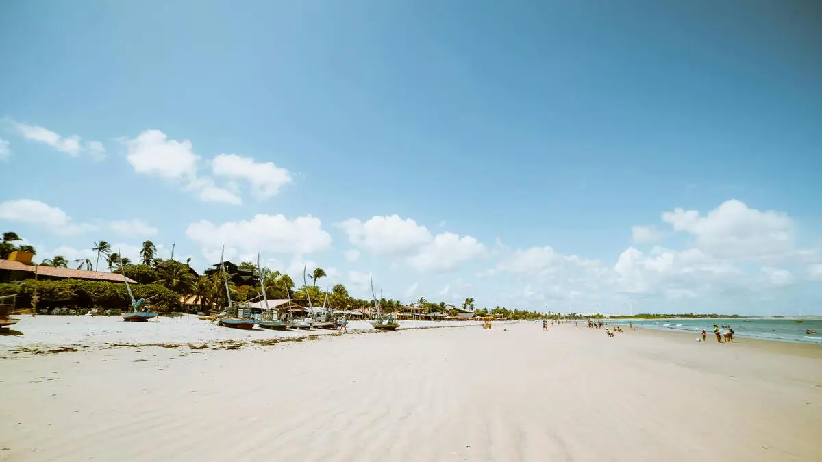 Lugares mais baratos para viajar no nordeste, praia de Flecheiras em Trairi, Ceará