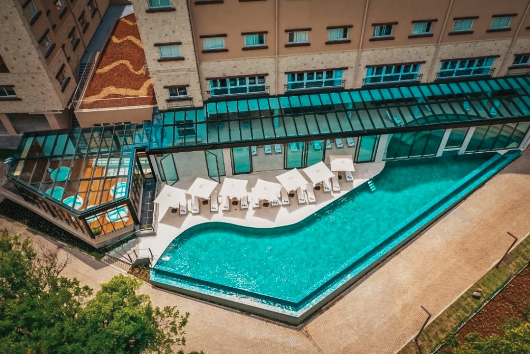 hotel para crianças em gramado, piscina do Wyndham Gramado