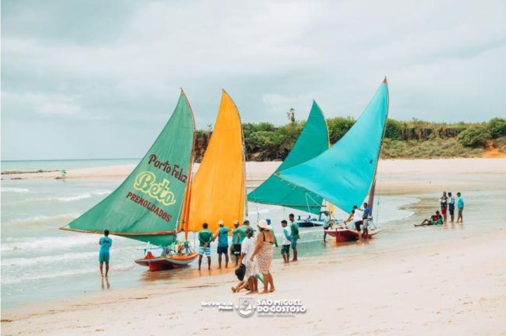 Nordeste em julho, praia em são miguel do gostoso