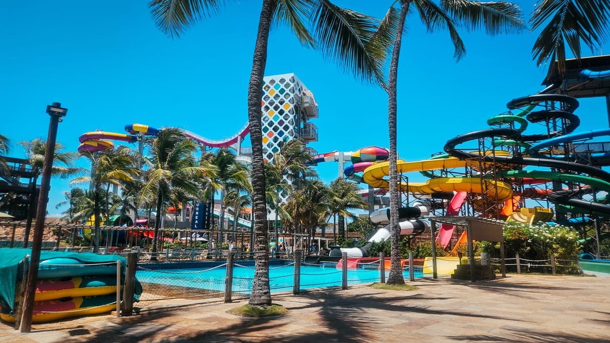 Onde ficar no Bach Park. Montanha russa aquática no Beach Park